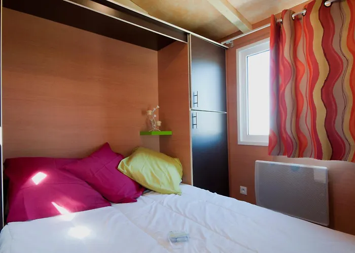 Роскошный шатер Nuits Insolites D Argonne Varimont